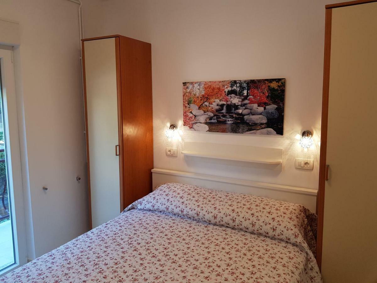 Apartman Vesna Malinska Buitenkant foto