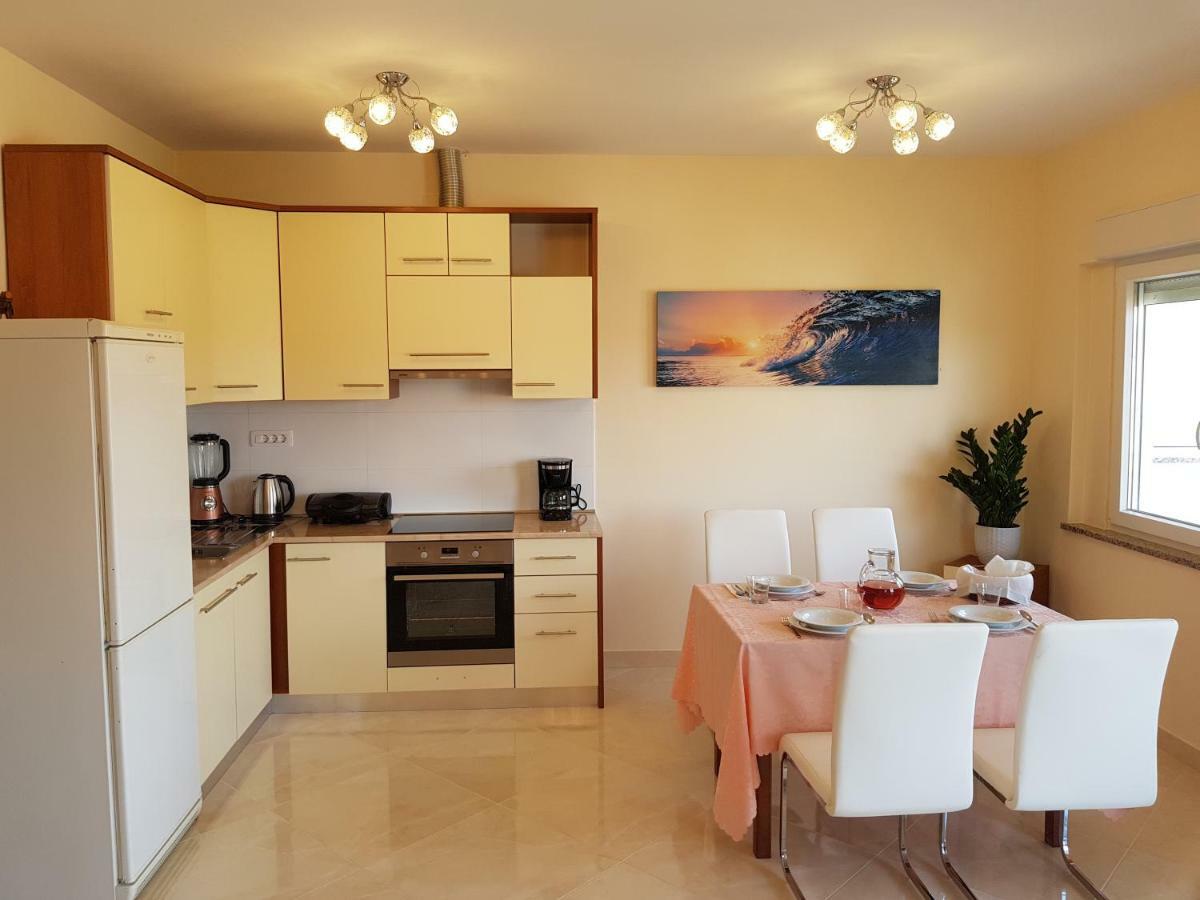 Apartman Vesna Malinska Buitenkant foto