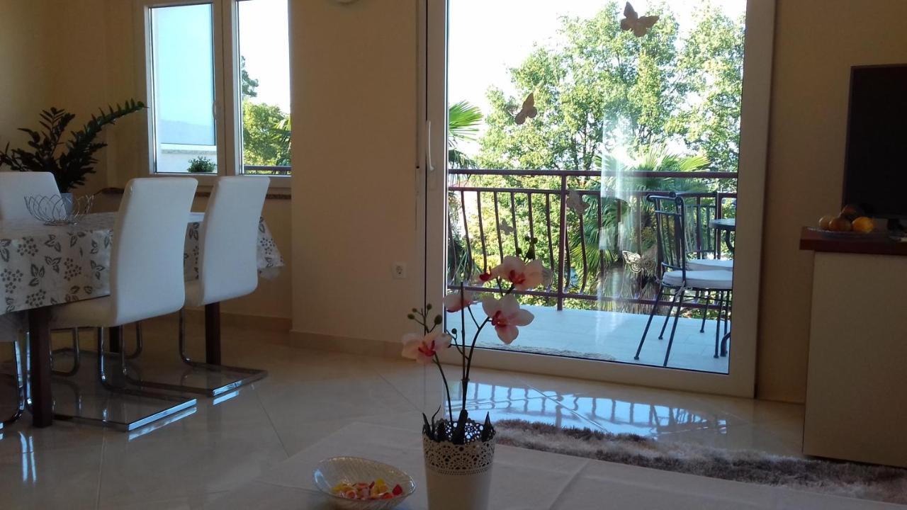 Apartman Vesna Malinska Buitenkant foto